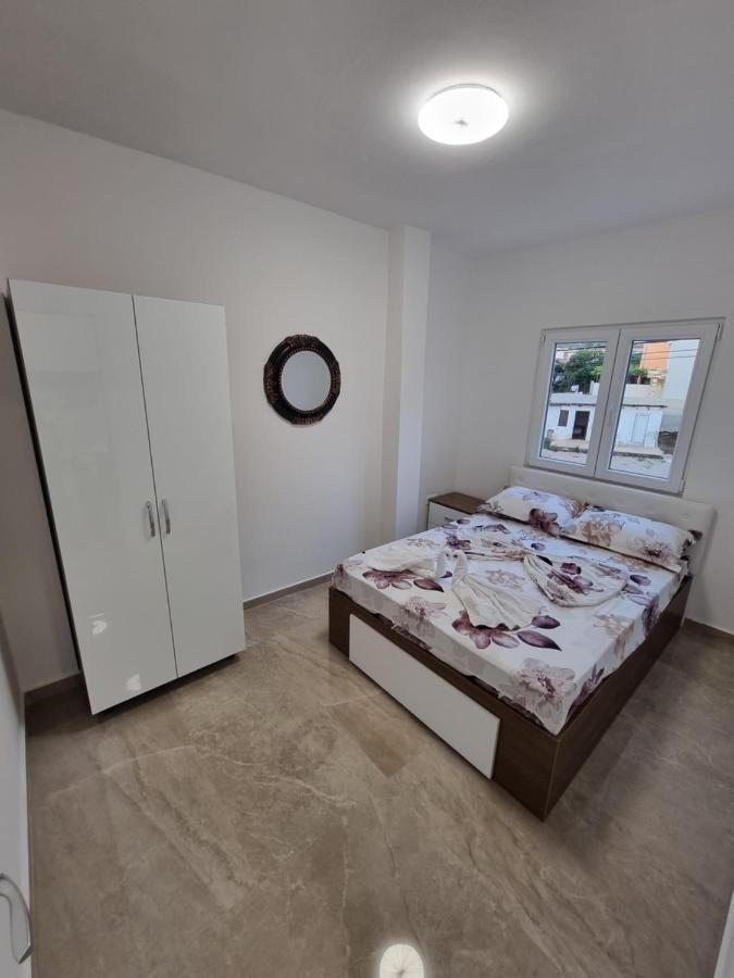 Ebra Lux Apartmani Dobra Voda Bagian luar foto