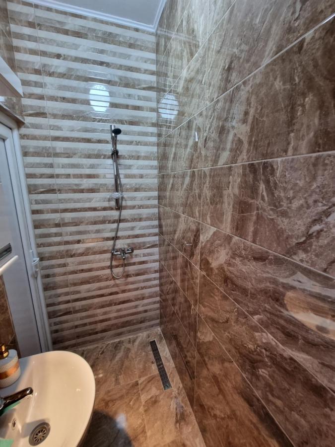 Ebra Lux Apartmani Dobra Voda Bagian luar foto