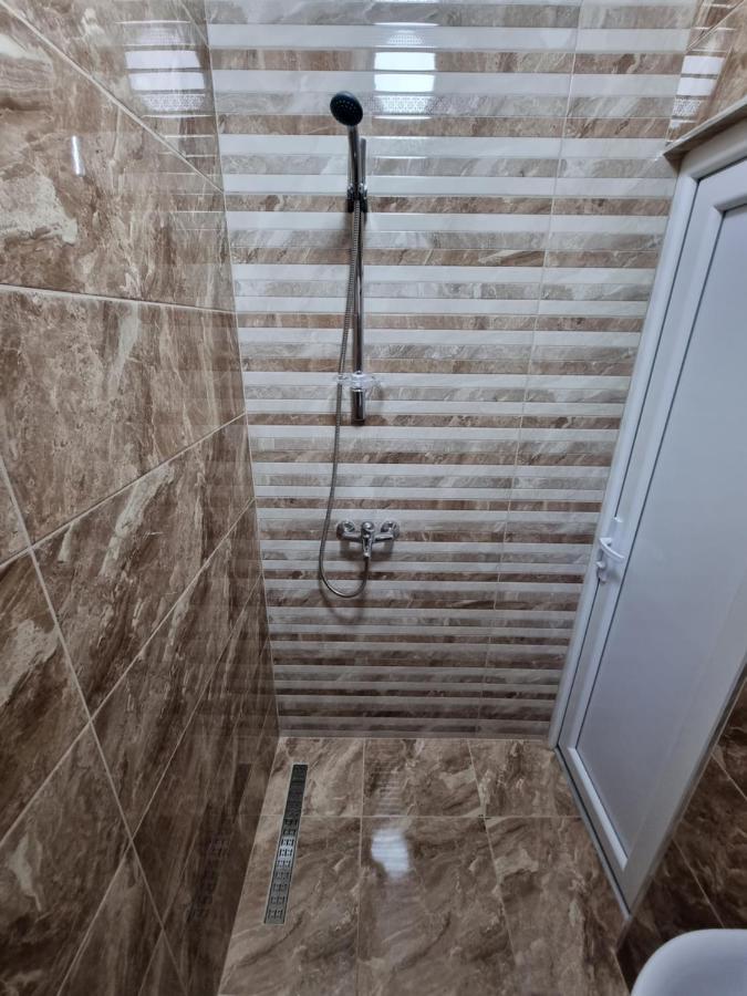 Ebra Lux Apartmani Dobra Voda Bagian luar foto