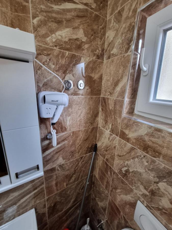 Ebra Lux Apartmani Dobra Voda Bagian luar foto