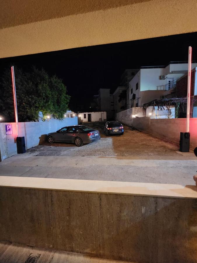 Ebra Lux Apartmani Dobra Voda Bagian luar foto