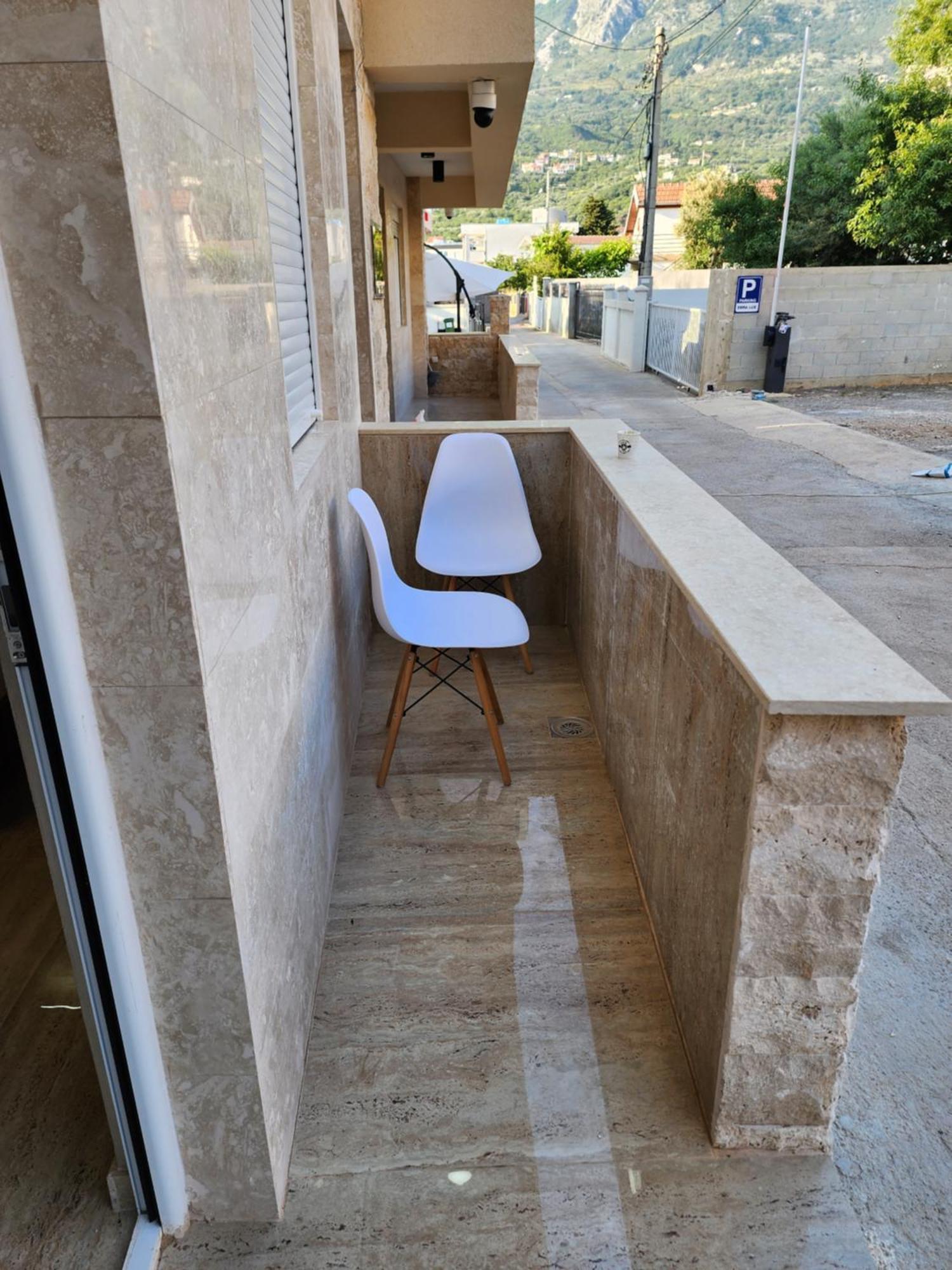 Ebra Lux Apartmani Dobra Voda Bagian luar foto